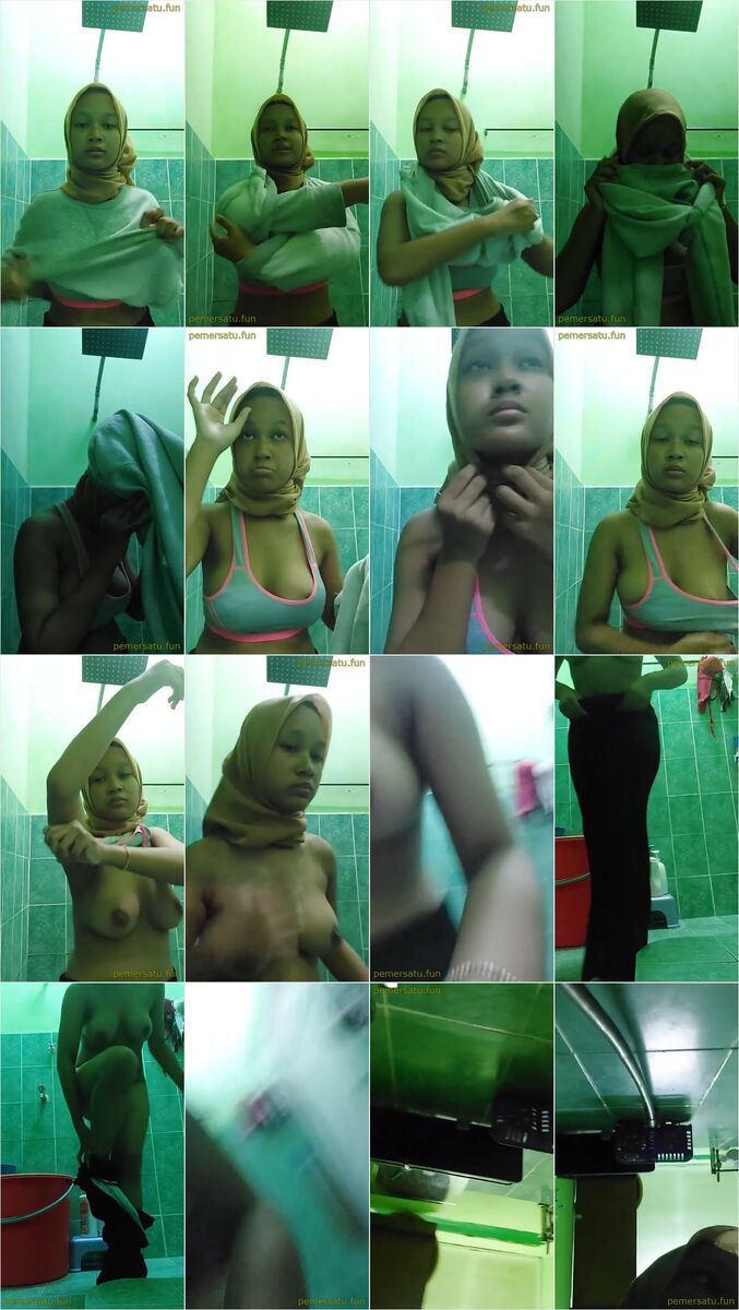 Ukhty masih polos pap dulu sebelum mandi