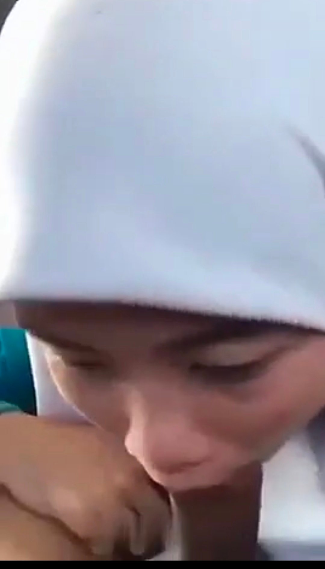 ukhti esma mulus ngentot dimobil