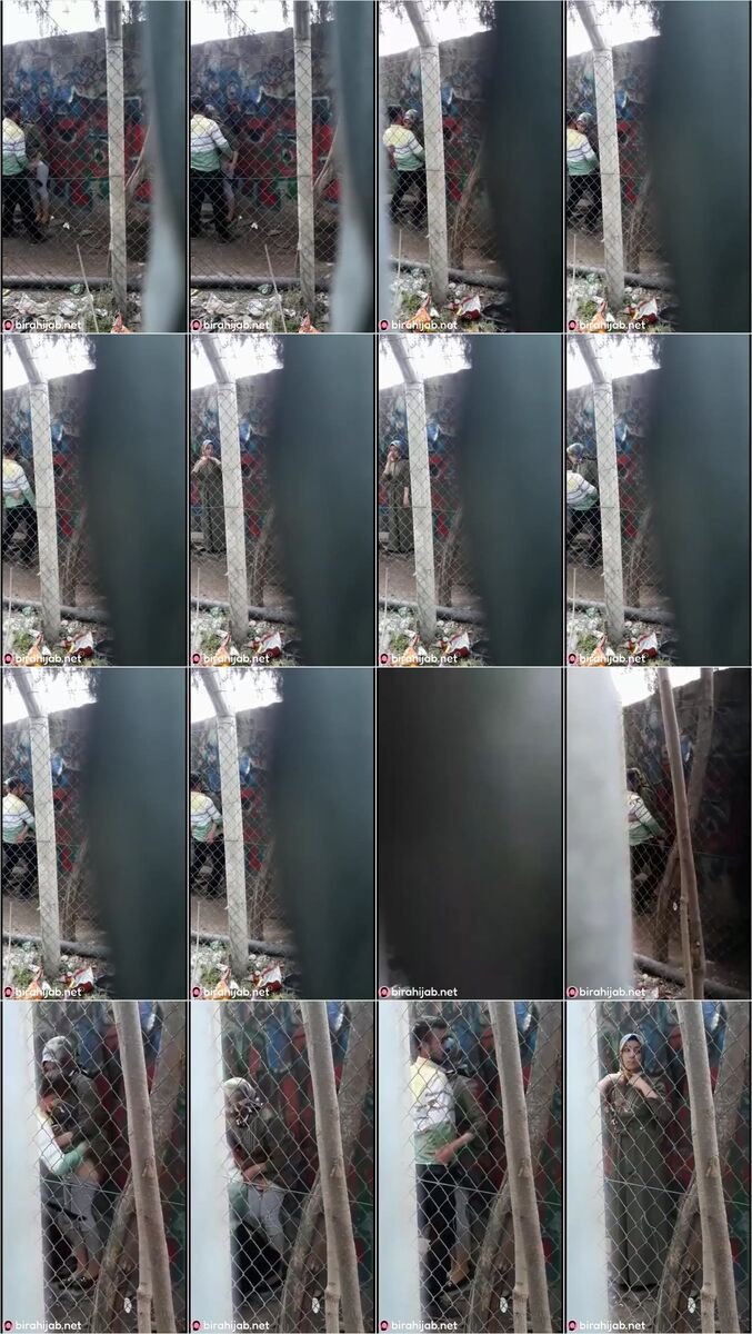 Intip Hijab Mesum di Belakang Rumah